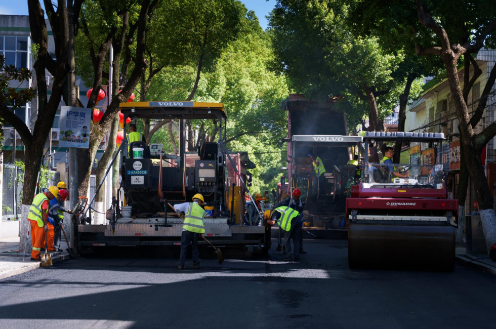 技術(shù)賦能民生路 舒適出行再升級(jí)——大豐路超薄磨耗層罩面工程順利完工